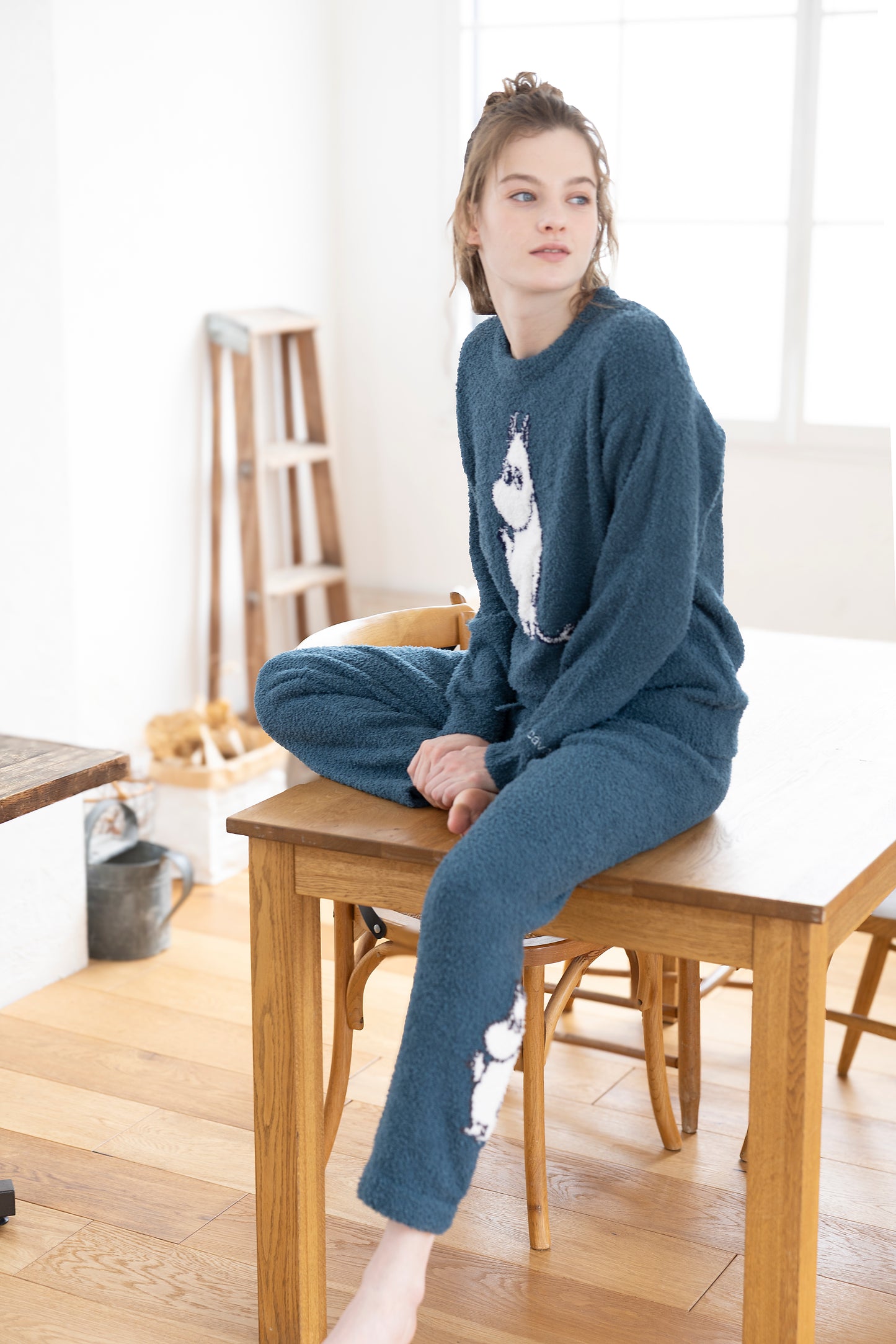 IFMC.ムーミンクルーネックニット